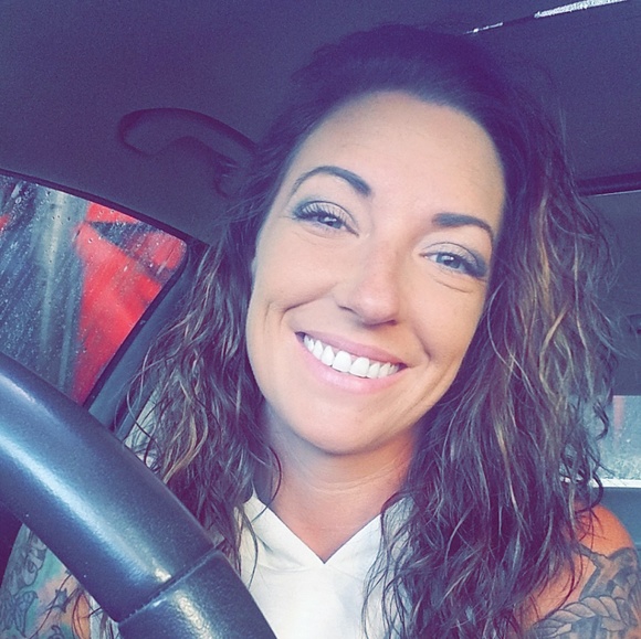 Meet your Posher, Nicole renee - Picture 1 of 1